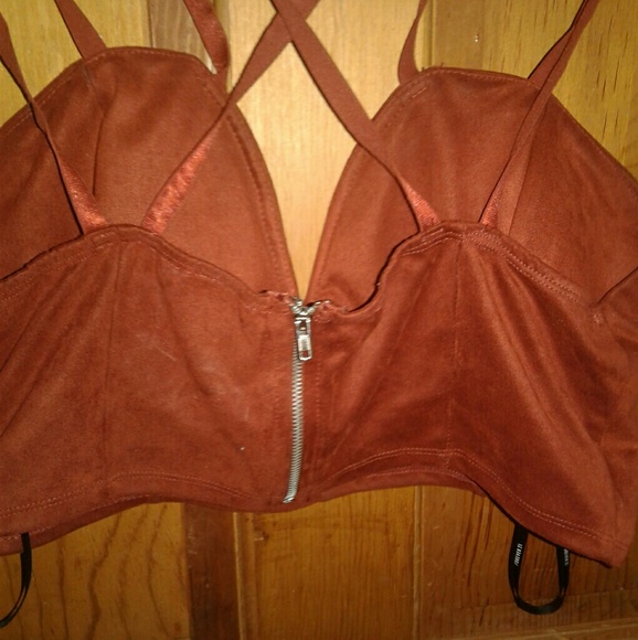 FOREVER 21 STRAPPY CROP TOP - Picture 2 of 4